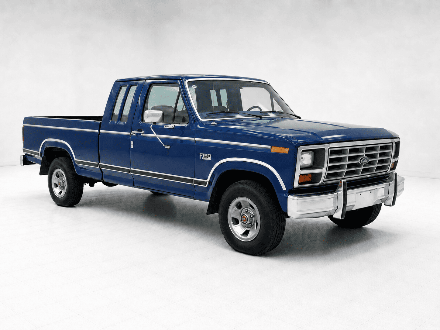 Ford F-150 SuperCab 1983 bleu — affaire du mois